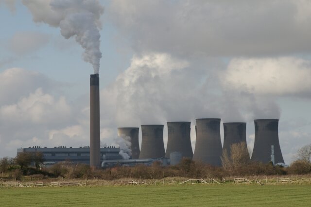 © Mr T / Eggborough Power Station / CC BY-SA 2.0 (ТЭС Eggborough)