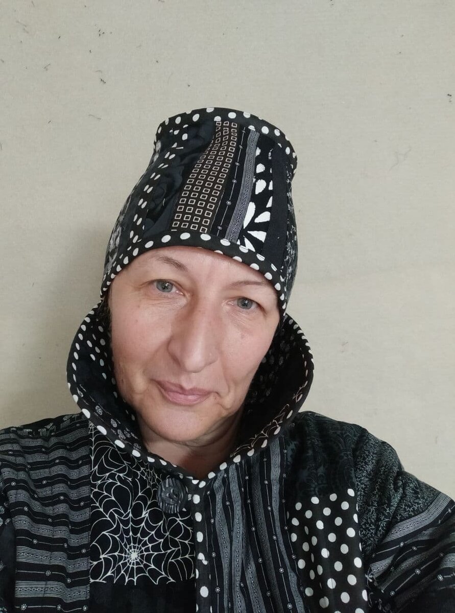 В комплект к куртке "Черно-белое кино"