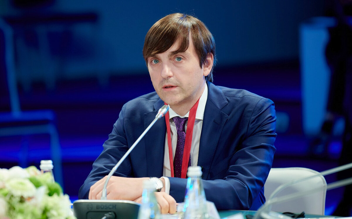 Сергей Кравцов во время форума. Источник: edu.gov.ru