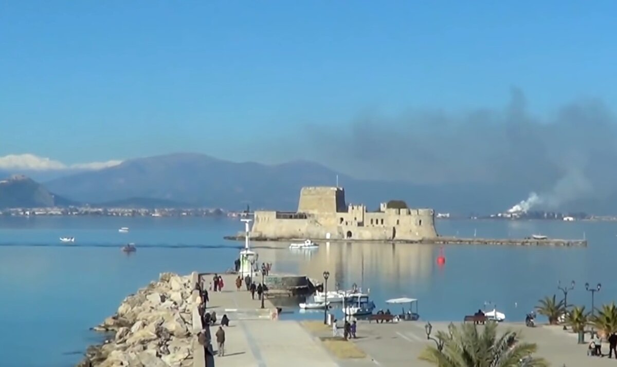 Набержная города