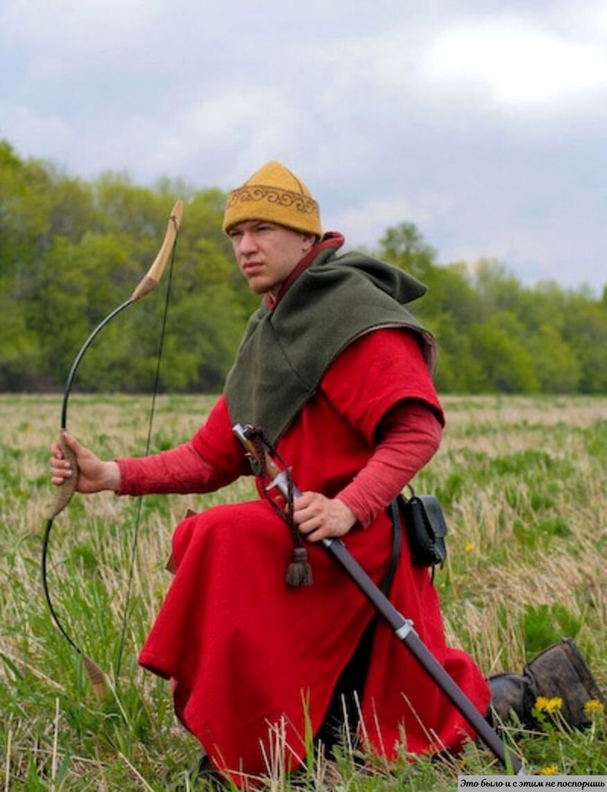 Европеоидный козарин X века. Реконструкция костюма. Картинка с сайта https://rostov.aif.ru/