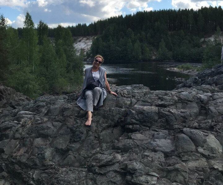 Скалистая местность вокруг Гирваса