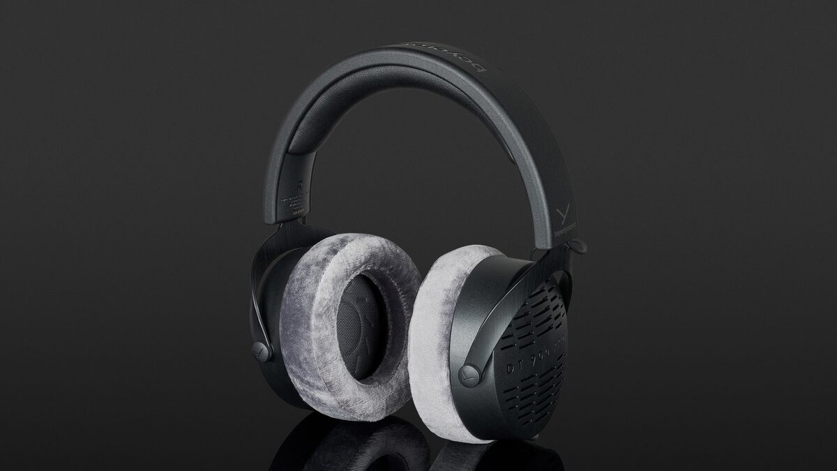 Полноразмерные аудиофильские наушники BeyerDynamic DT 990 Pro X