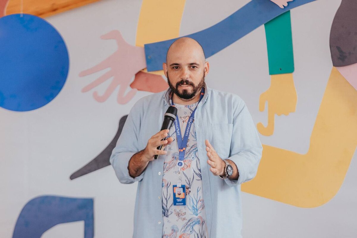 Болотин Денис