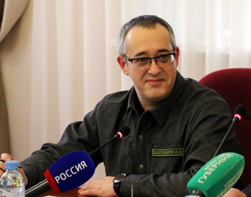    Обеспокоенные москвичи приехали посмотреть на «мышей Богомаза» Евгений Антюхов