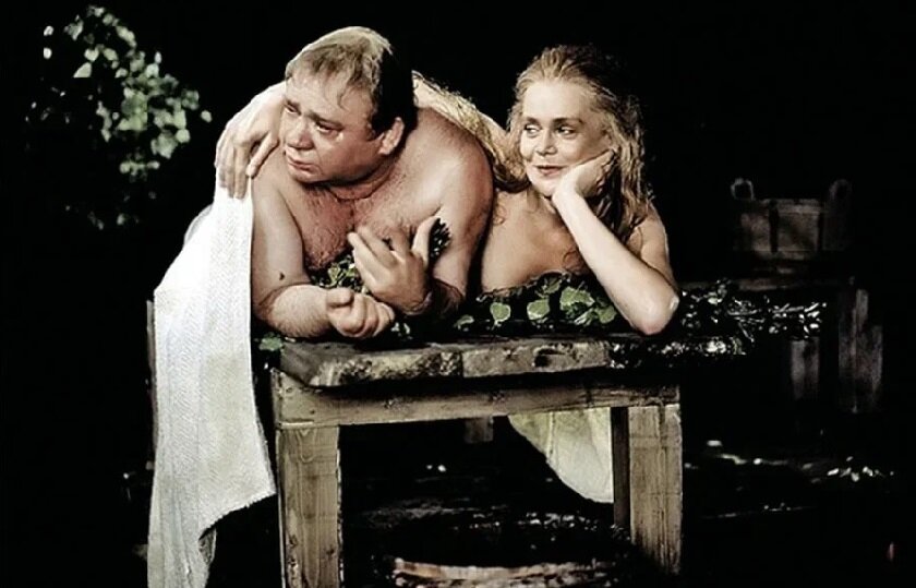 Знаменитый советский кинорежиссер Леонид Гайдай за время своей творческой деятельности снял чуть более 20 художественных фильмов, включая и короткометражные.-5