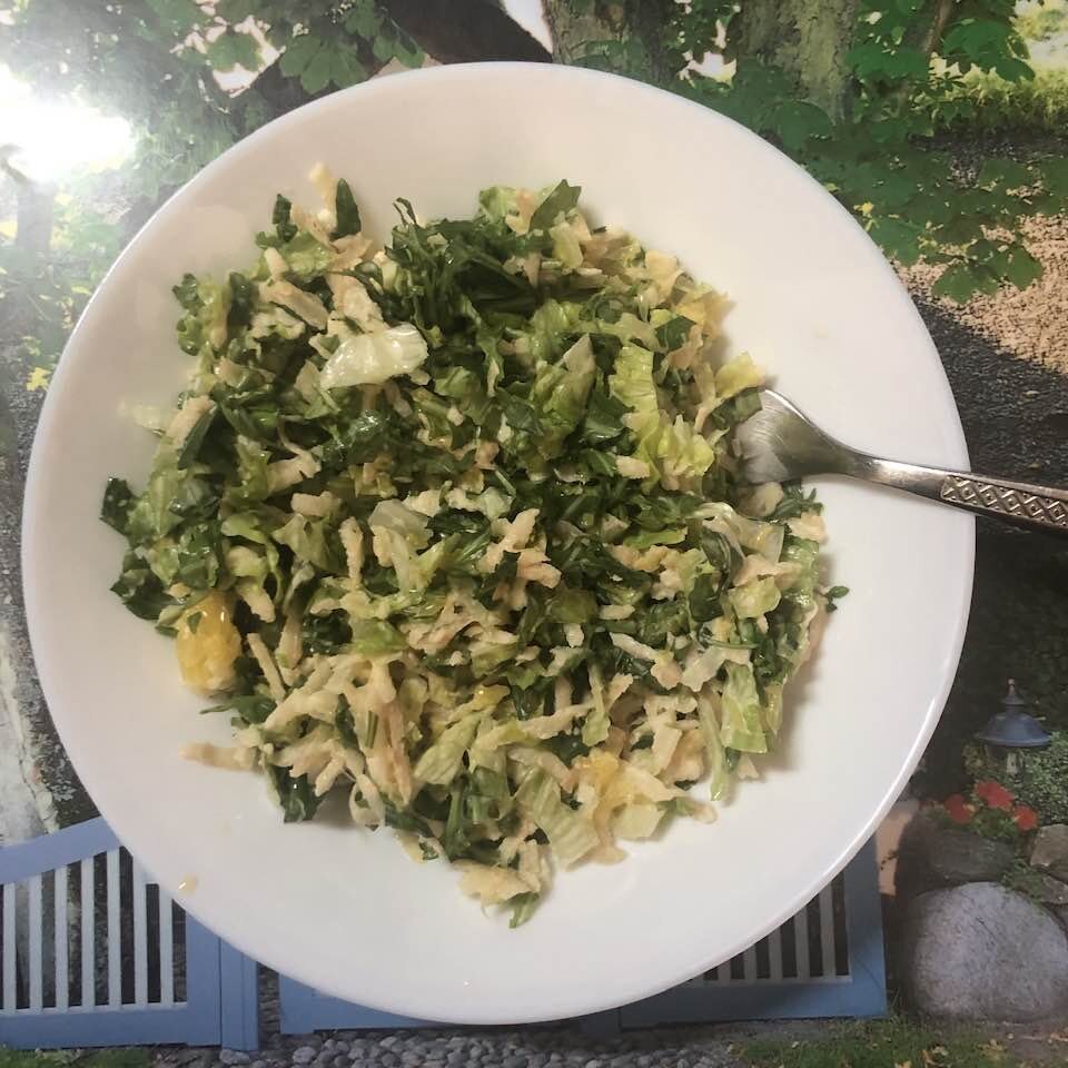 Салат с рукколой, яблоками и апельсином. Рецепты Ники.