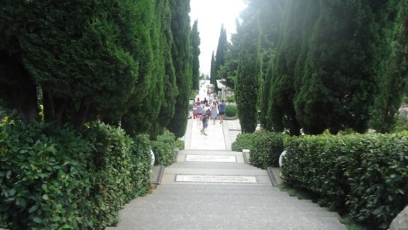 Сегодня уезжаем в парк Айвазовского, отличное место для отдыха с детьми. Во первых красивейшее место - жемчужина среди крымских достопримечательностей.