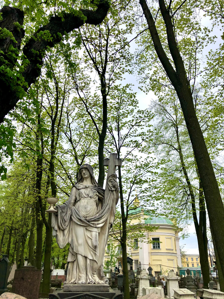 Зачем в Петербурге трут ботинок немецкому медику и чем меня удивил  Ломоносов | Марафон ОТЛичницы | Дзен