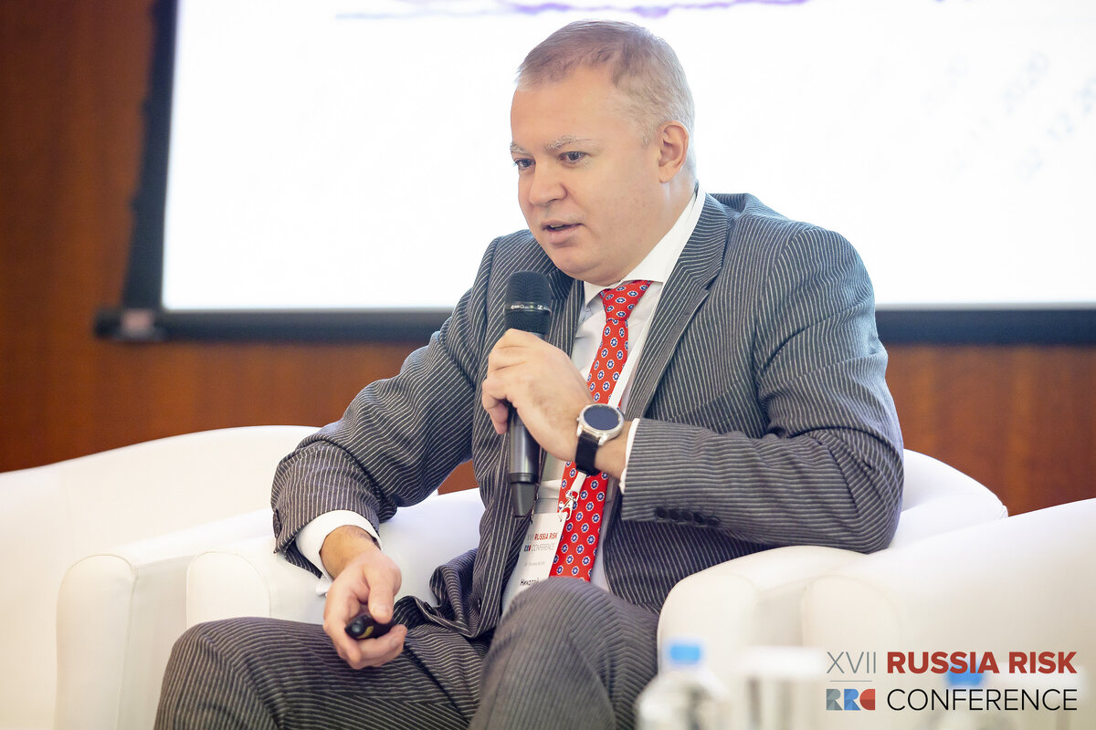 Николай Куликов, Исполнительный вице-президент Газпромбанка