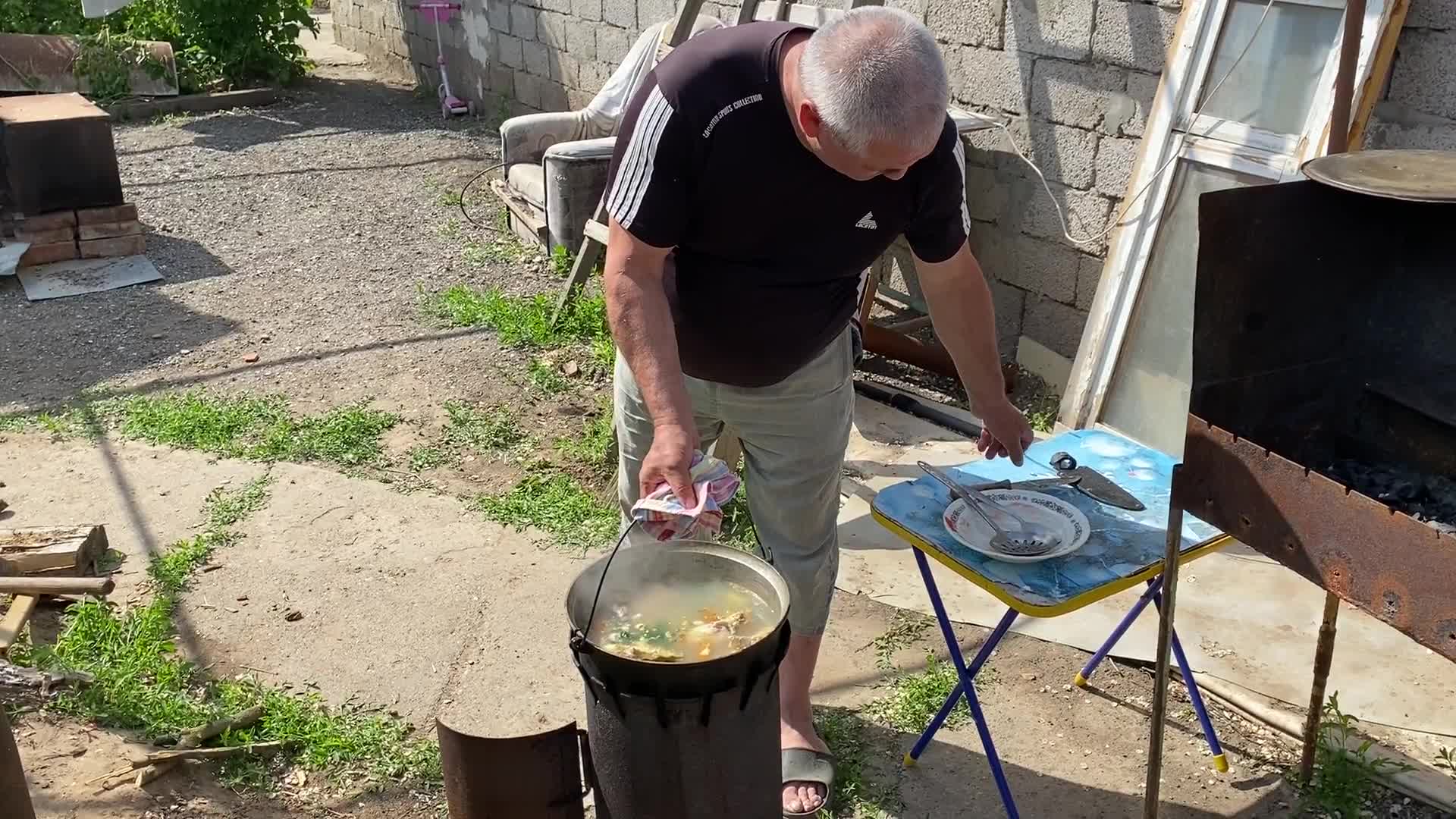 Типичная Астраханская уха из сазана. Самый простой рецепт приготовления.