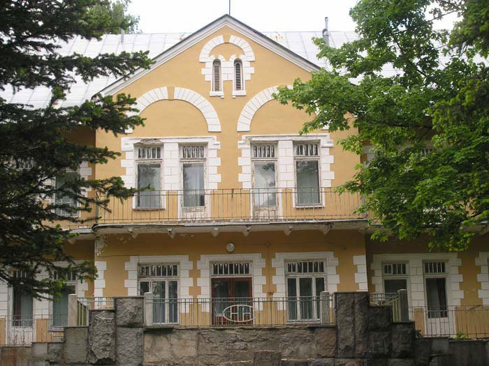 Санаторий имени Артема (Сергеева).