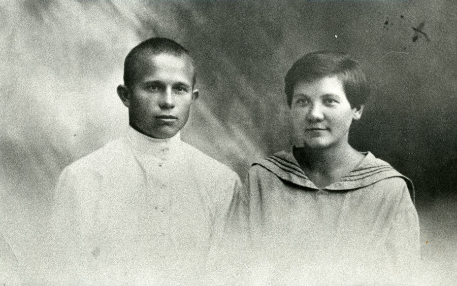 Хрущёв и Кухарчук, 1924 г. Источник: commons.wikimedia.org