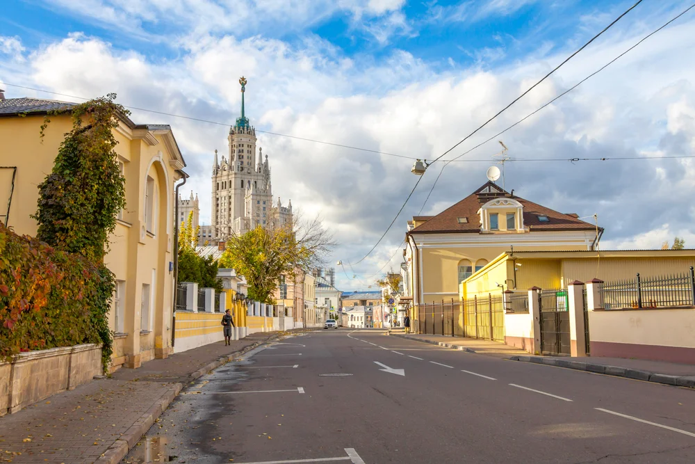 Гончарная ул фото. Таганка Гончарная улица. Таганский холм в Москве. Гончарная улица фото. Люмин улица Москва Таганская.