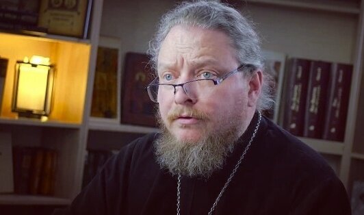 Фёдор Бородин — протоиерей, публицист, писатель, общественный деятель, Настоятель московского храма свв. Косьмы и Дамиана на Маросейке, отец восьмерых детей.