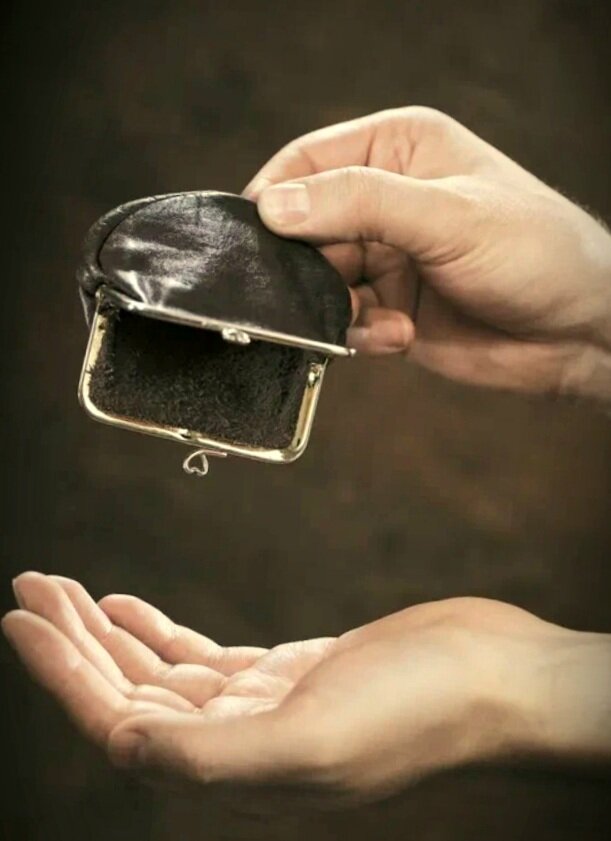 Бедность точно о чем-то говорит.