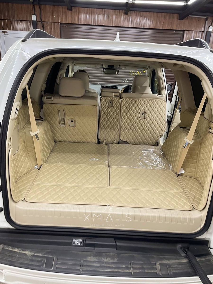 3D коврики из экокожи на Toyota Land Cruiser Prado 150 7 мест (ПРАВЫЙ РУЛЬ)