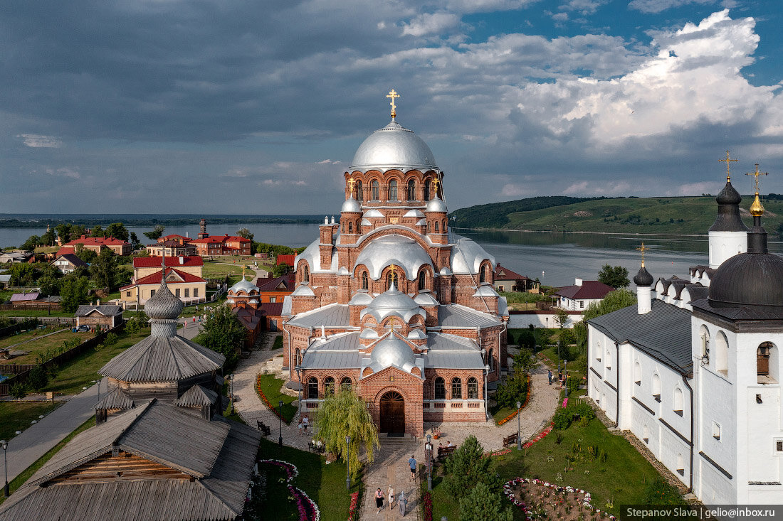 Свияжский Успенский монастырь Свияжск