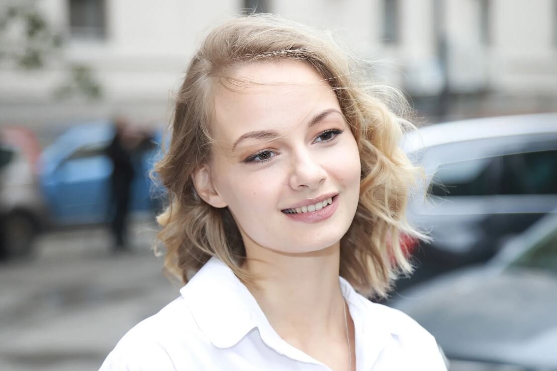 Марта евстигнеева актриса фото