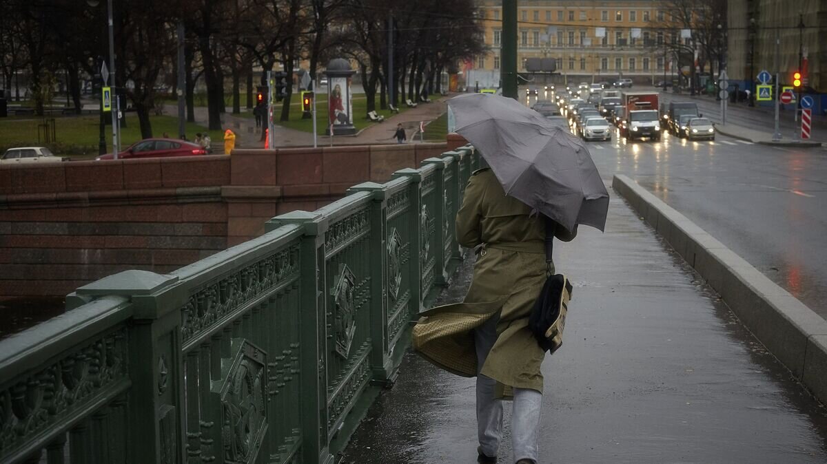    Шторм "Святой Иуда" в Санкт-Петербурге© РИА Новости / Алексей Даничев