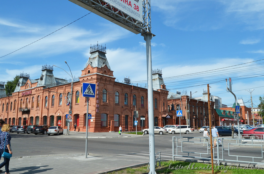 Барнаул пр. Торговый дом купца Полякова Барнаул. Универмаг красный Барнаул. Магазин купца Полякова Барнаул. Магазин красный Барнаул Ленина