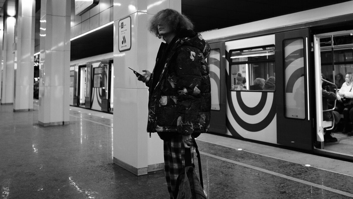 ©️Уличный фотограф Сергей Караваев, Fujifilm X-T4, Fujifilm XF 18mm f/1.4 R LM WR