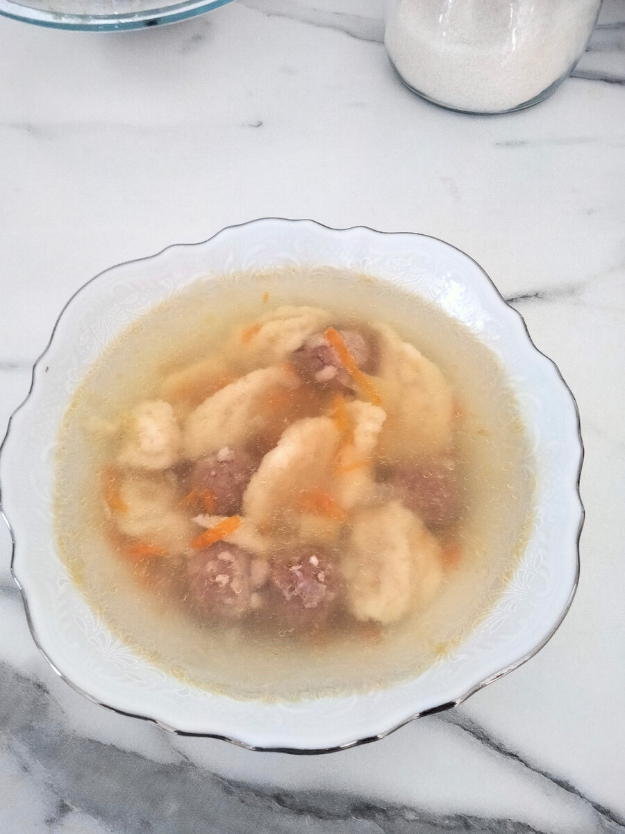 Сама еще не ела, муж сказал вкусный