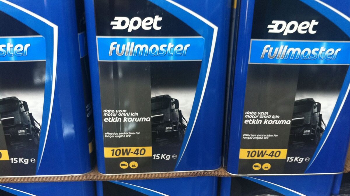 Синтетическое моторное масло Opet FullMaster 10W-40 