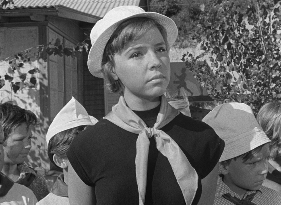 к/ф "Добро пожаловать или Посторонним вход воспрещён"