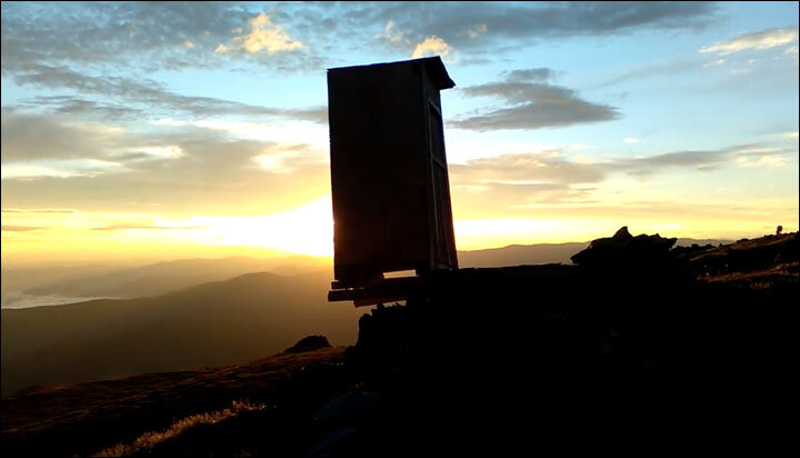 Метеорологическая станция в Сибири, листайте (фото интернет)