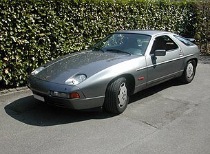Porsche 928