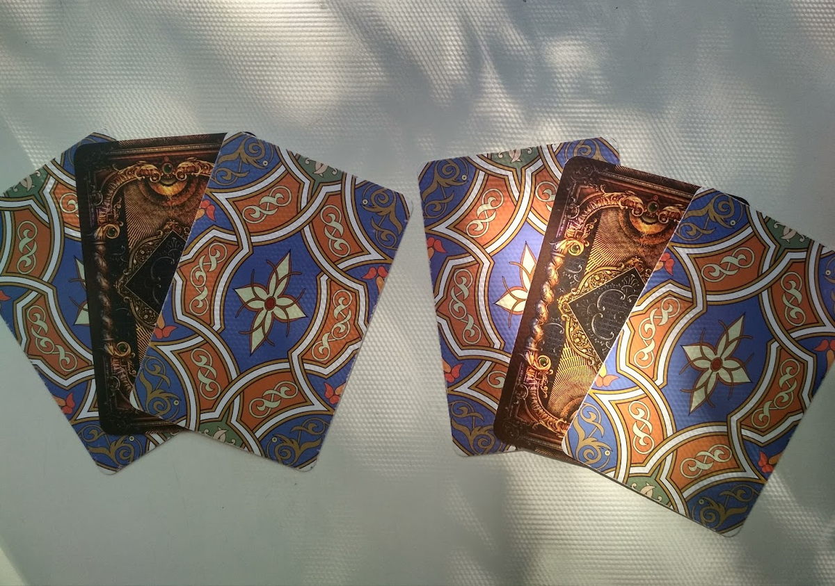 Колода ТАРО Райдера Уэйта и Колода "Волшебное зеркало Ленорман" Александра Рея