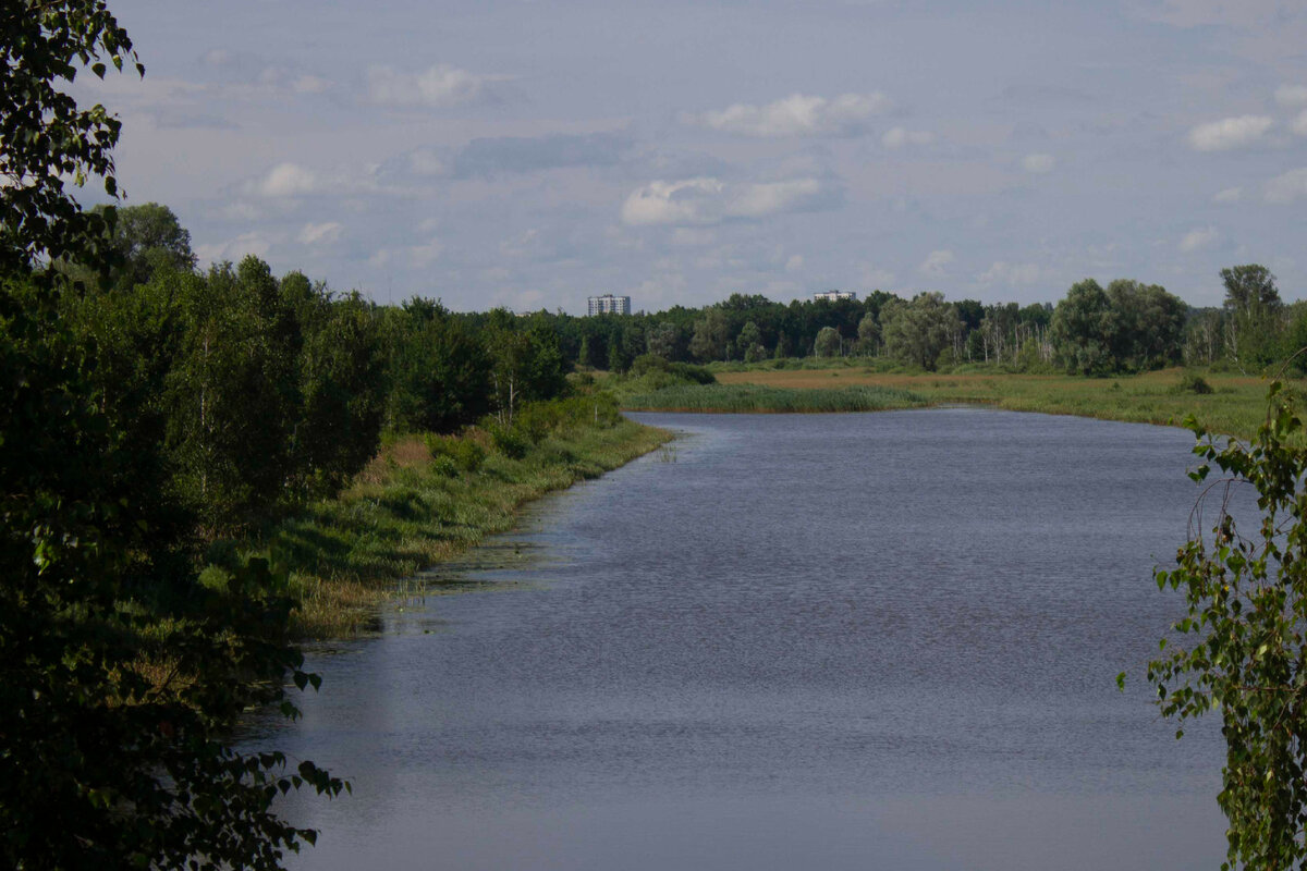 Озеро Глубокое и вид на заброшенный город Припять