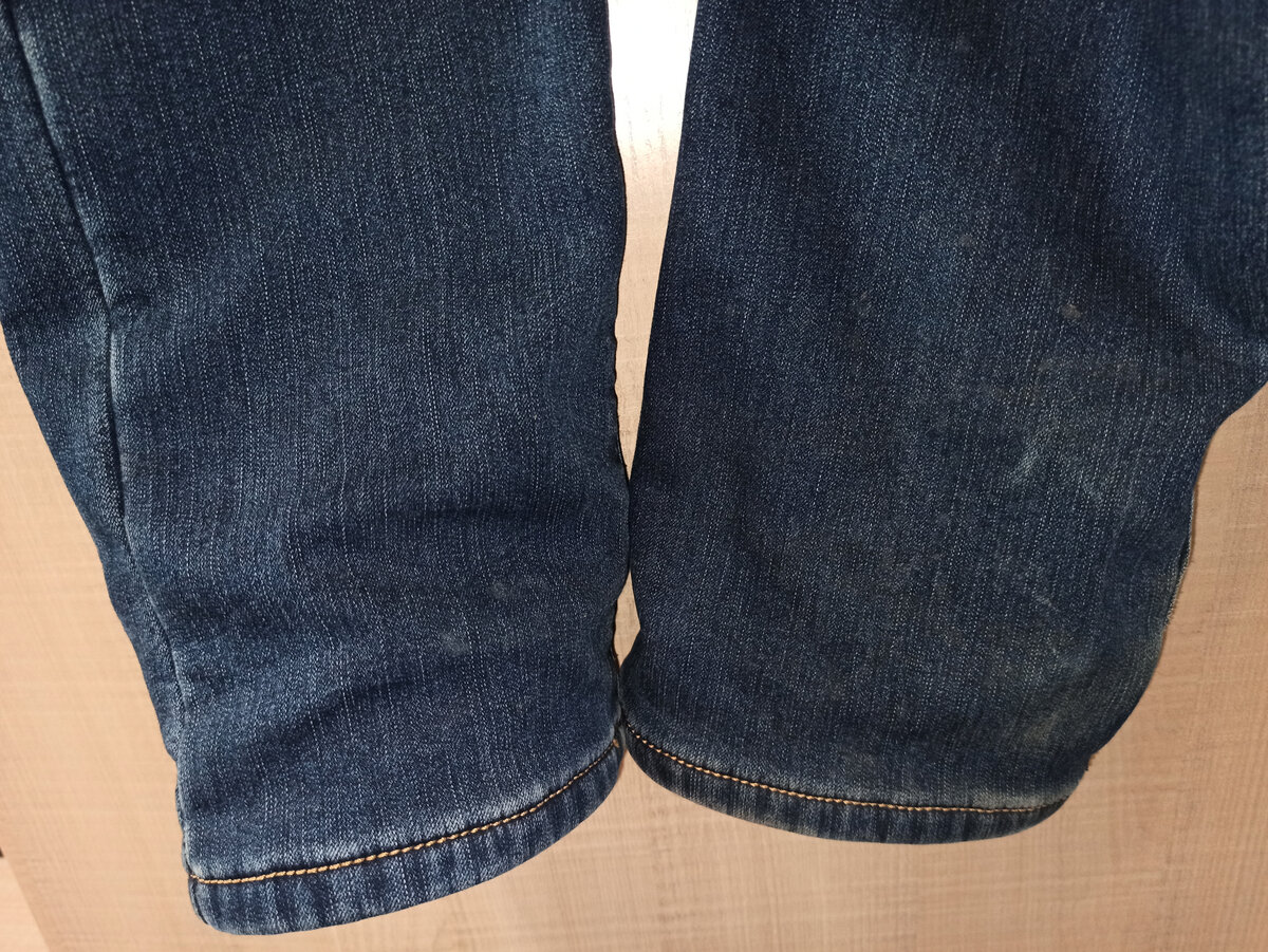 Как перестать забрызгивать брюки грязью в сырую погоду (хитрость, которая мне всегда помогает)