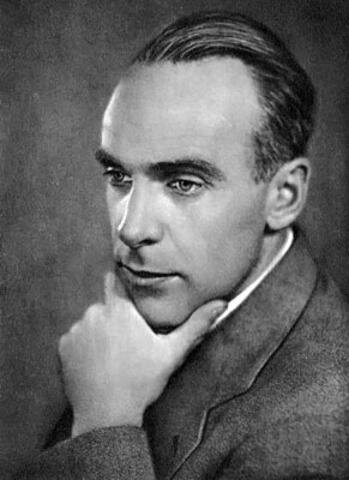 Лев Книппер