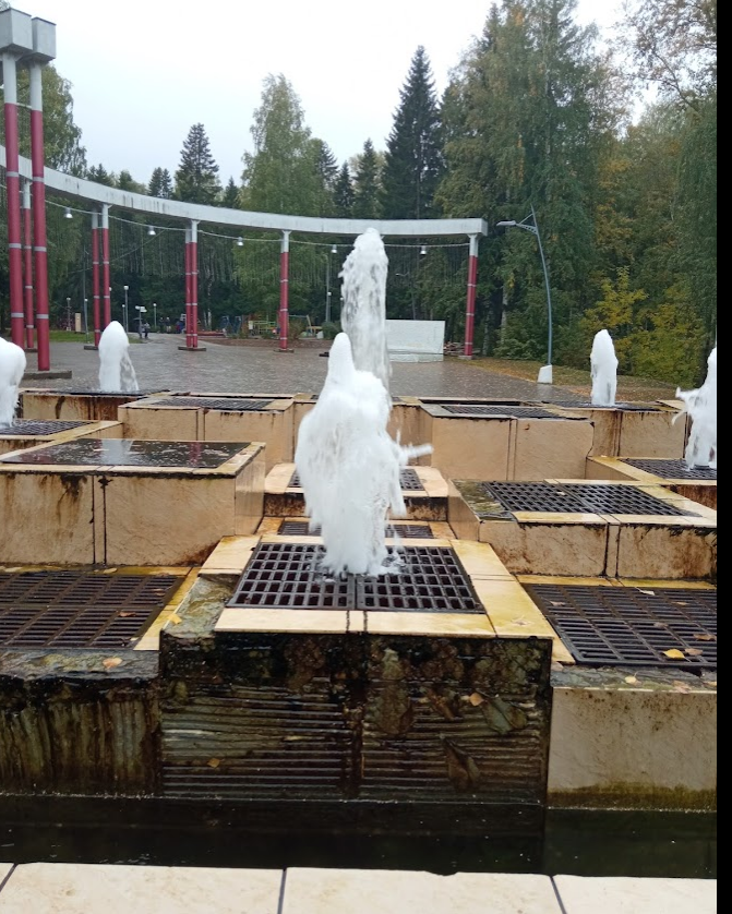 но фонтаны работают!