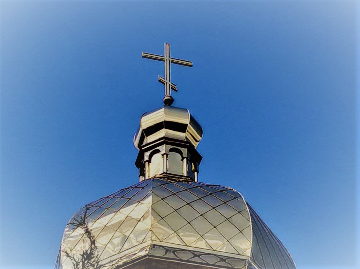 Иду в храм, чтобы пообщаться со знакомым батюшкой на интересующую меня тему