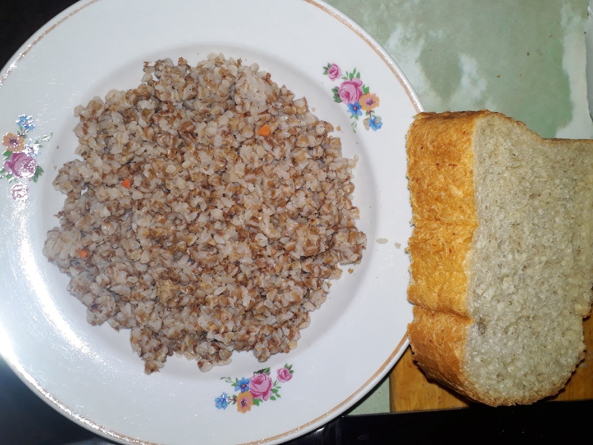 Завтрак - 815 килокалорий.