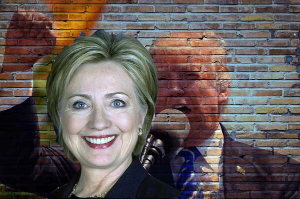 Россия не виновата! "Плохие парти" из команды Клинтон сами хакнули Трампа. Коллаж "Путешественника во Времени". 