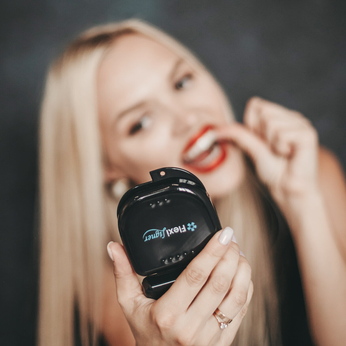 Фото FlexiLigner. На фото врач-ортодонт Усс Алена Андреевна. . https://instagram.com/dr.uss.ortho