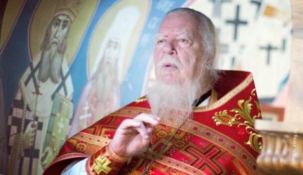 Димитрий Смирнов (07.03.1951 — 21.10.2020 гг.) — протоиерей, церковный и общественный деятель, проповедник, миссионер.