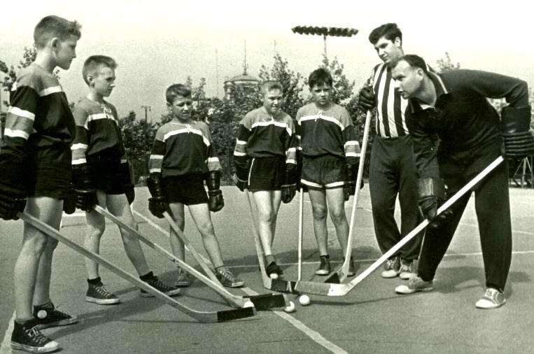 Спорт для детей в СССР был бесплатным (иллюстрация из открытых источников)