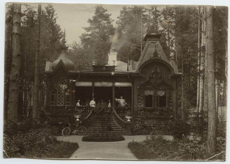 ÐÑÑÐ¿Ð¿Ð¾Ð²Ð¾Ð¹ Ð¿Ð¾ÑÑÑÐµÑ Ð½Ð° Ð¿Ð¾Ð´Ð¼Ð¾ÑÐºÐ¾Ð²Ð½Ð¾Ð¹ Ð´Ð°ÑÐµ. ÐÐµÐ¸Ð·Ð²ÐµÑÑÐ½ÑÐ¹ Ð°Ð²ÑÐ¾Ñ, 1900 â 1905 Ð³Ð¾Ð´, ÐÐ¾ÑÐºÐ¾Ð²ÑÐºÐ°Ñ Ð³ÑÐ±., ÐÐÐÐ/ÐÐÐ¤.