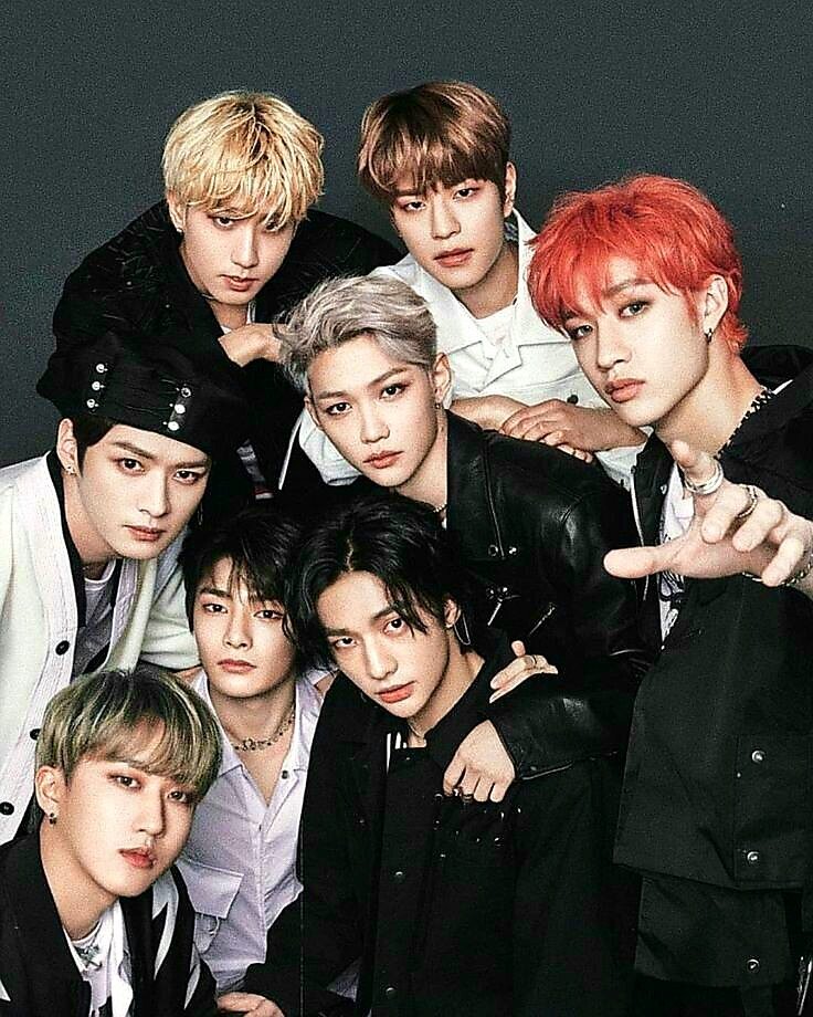 Stray Kids. Наверняка многие из парней соблюдали и соблюдают диету. Фото взято из интернета.