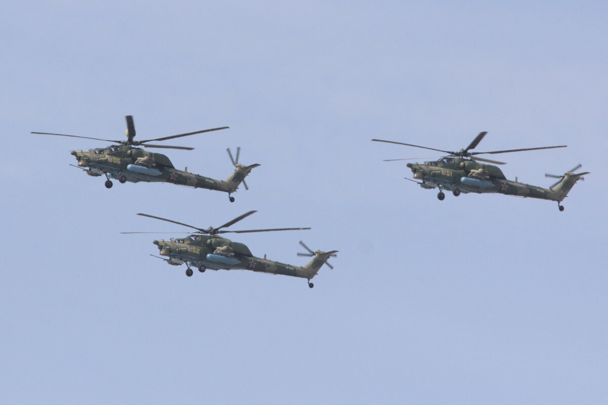 3 ночных охотника Ми-28Н