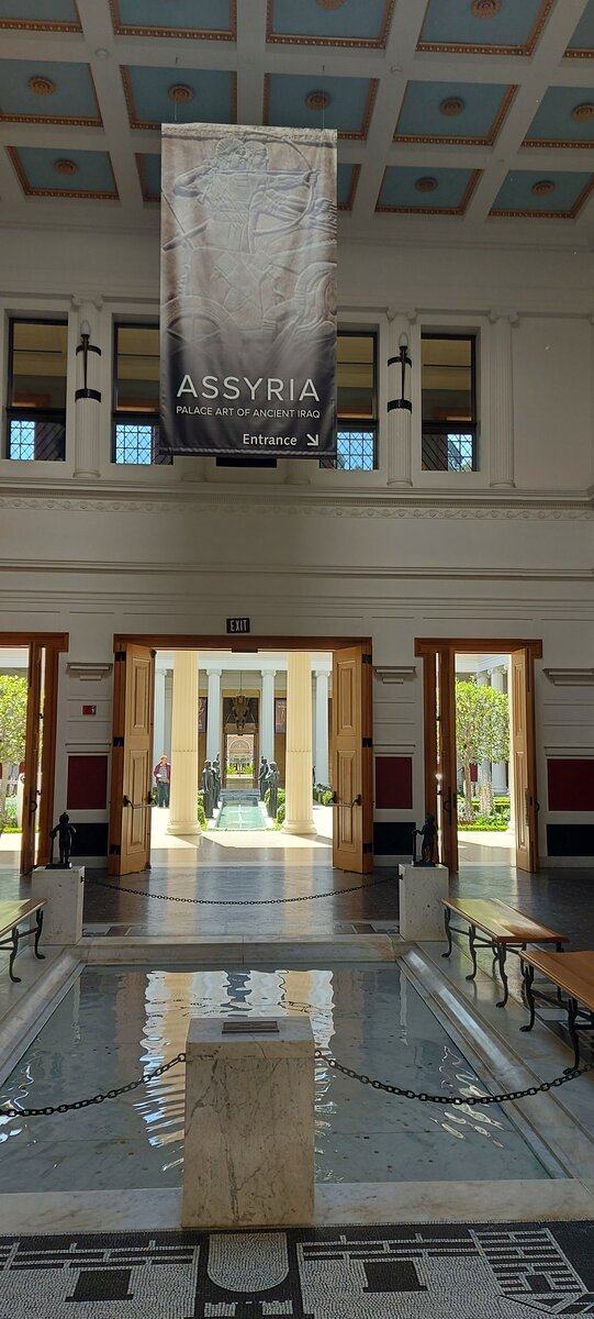 Вилла Гетти, атриум. Фото из личного архива автора. Май 2022. 