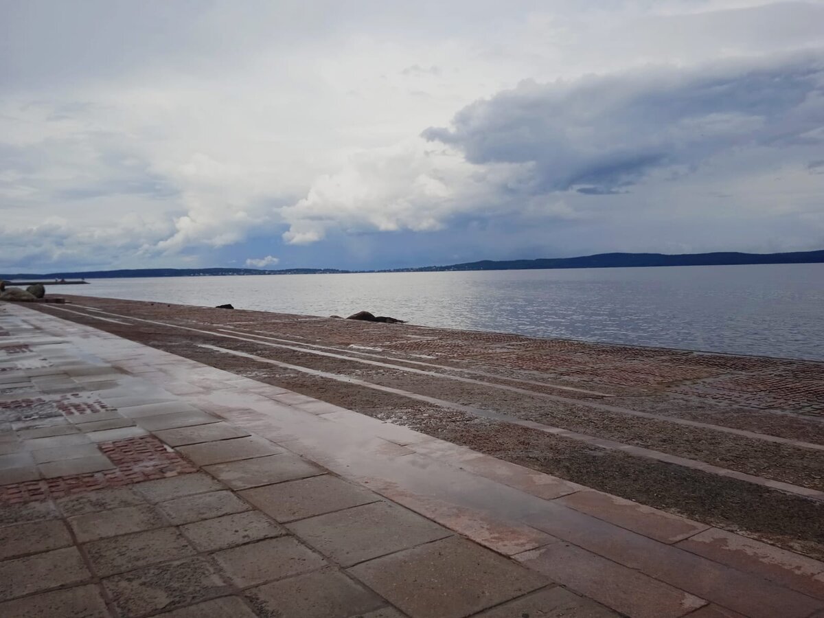 Онежская набережная 