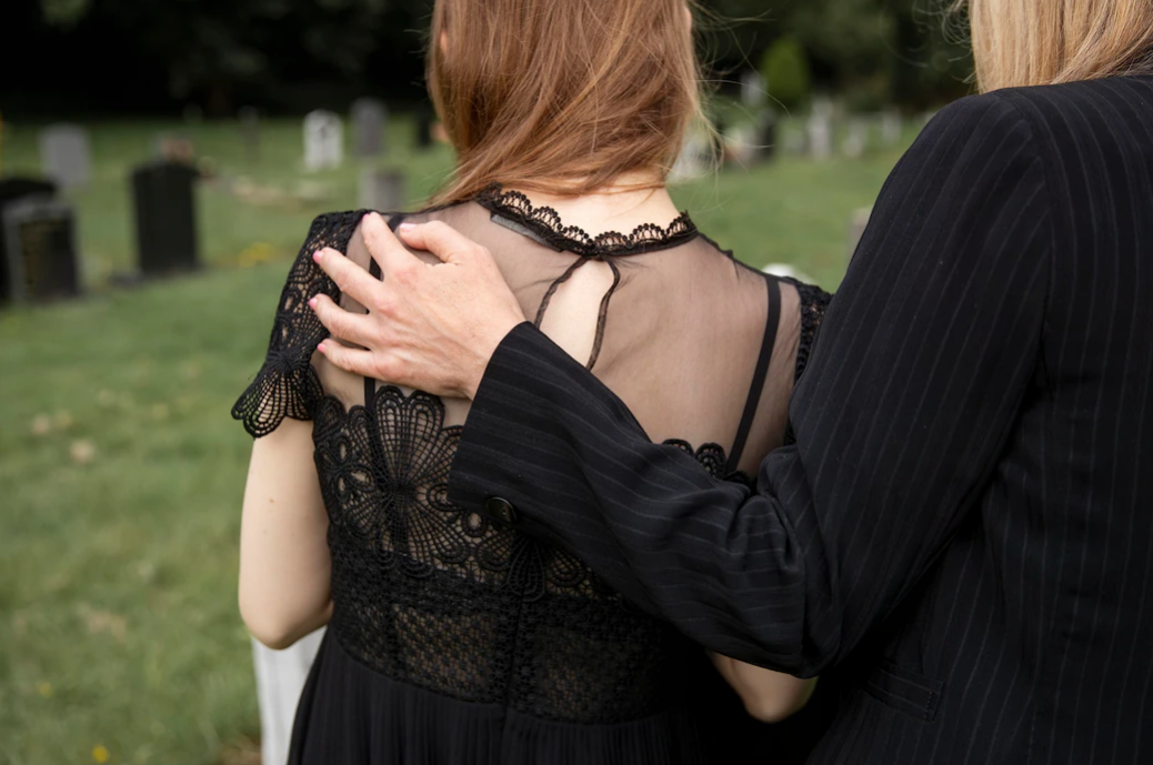 Люди на похооронах