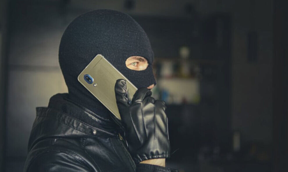    Житель ЯНАО перевел мошенникам более 2 миллионов рублей