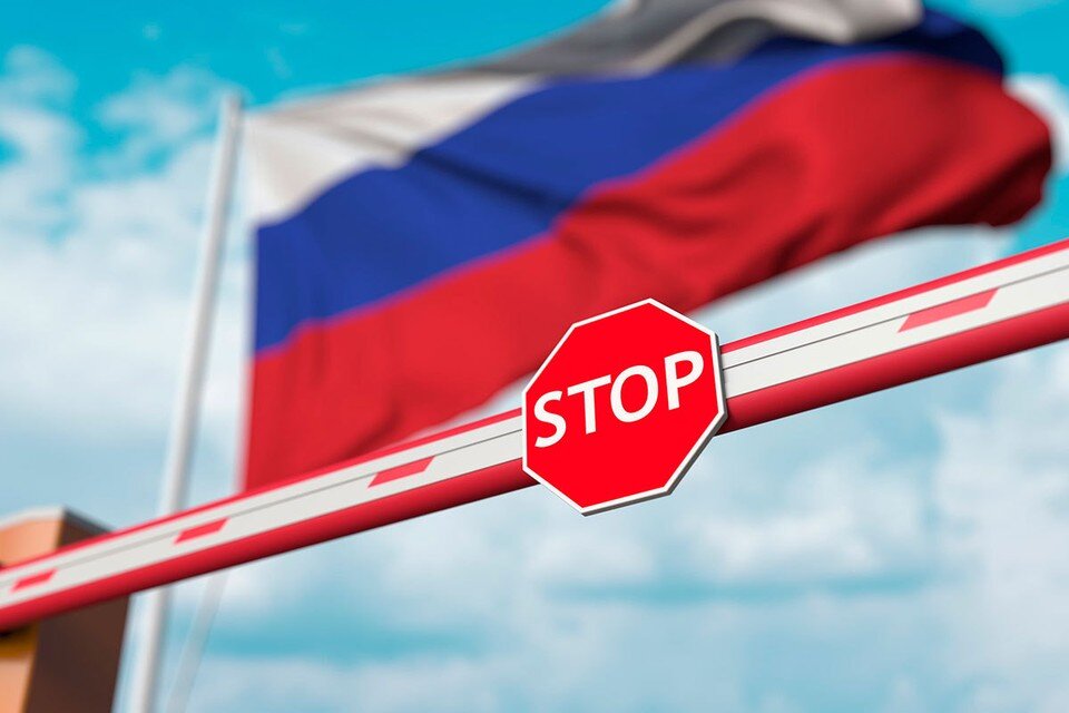     С понедельника, 19 сентября, в силу вступает запрет на въезд для россиян в страны Балтии и Польшу.  Shutterstock